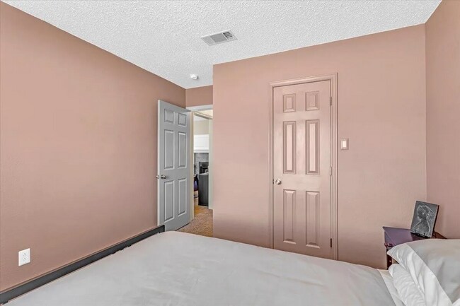 Building Photo - Comfortable Living in Frenship ISD
