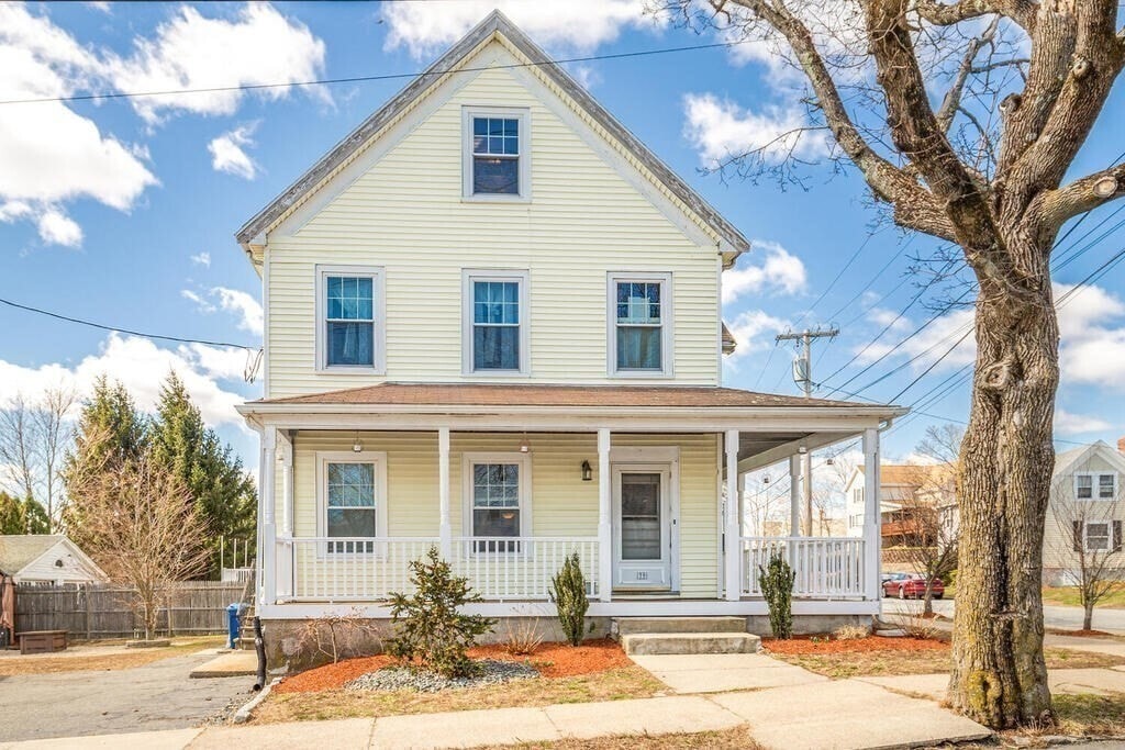 Building Photo - 39 Melvin St