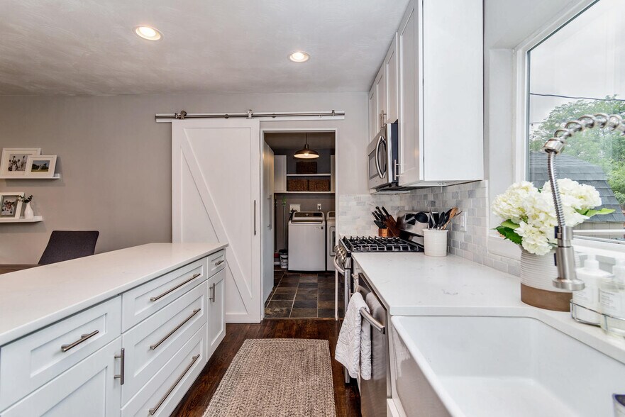 Building Photo - 3388 S Holly St