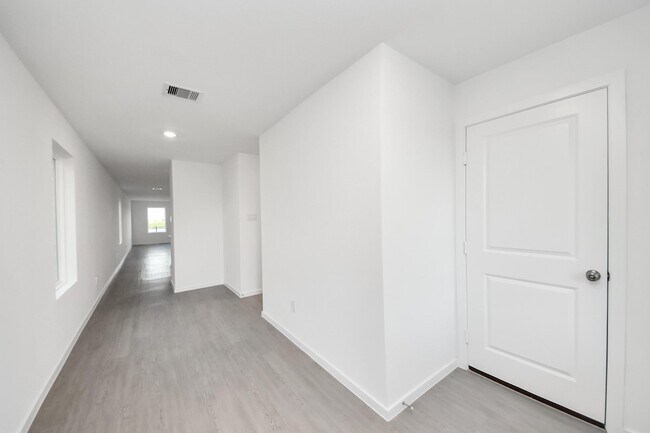 Building Photo - 3096 Sunset Glory Dr