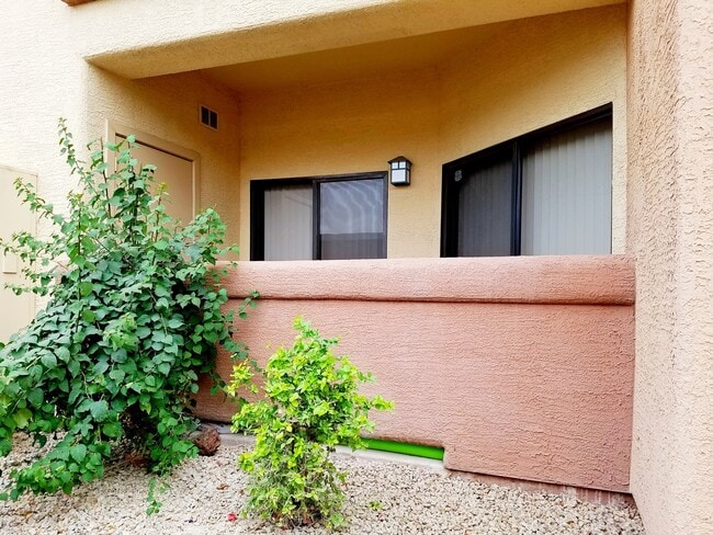 Building Photo - MAY MOVE IN SPECIAL - 1 Bedroom 1 Bath in ...
