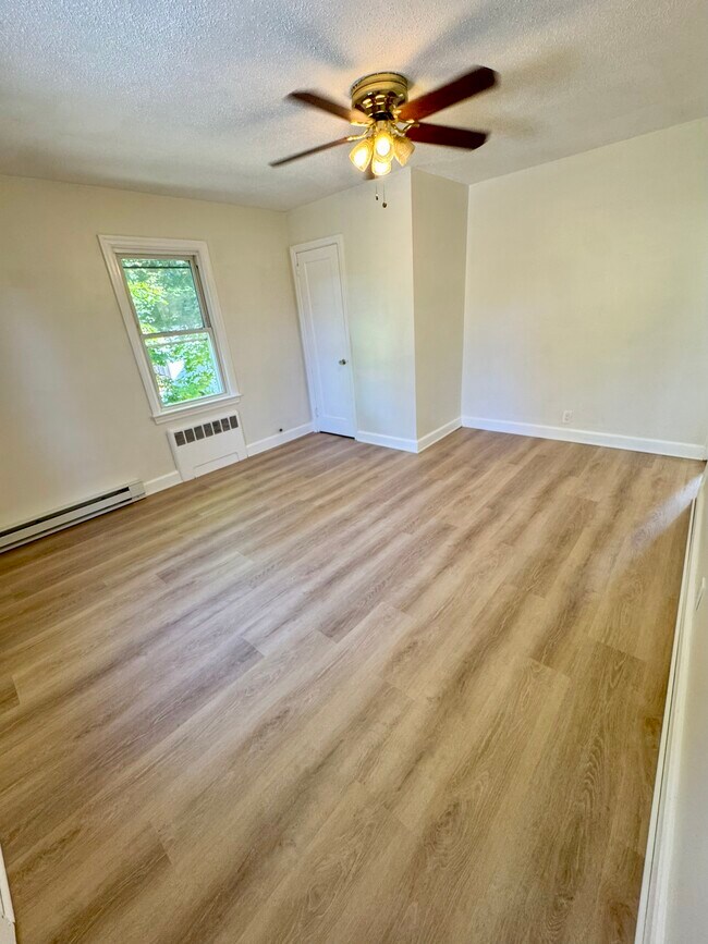 Building Photo - 3 Fedorko Ln