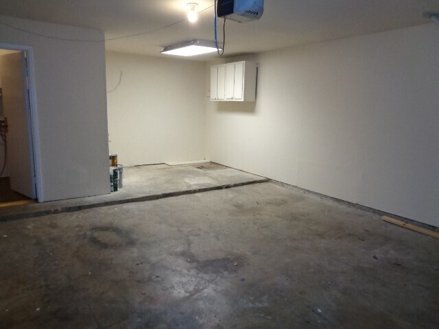 Building Photo - 8403 Windell Ln