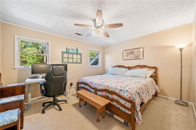 Building Photo - 210 Timber Laurel Ct