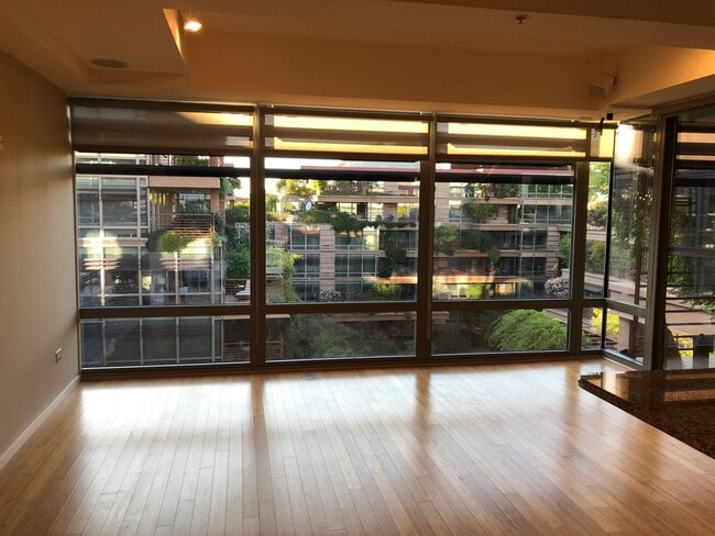 Building Photo - Experience Luxury Living at Optima Camelba...