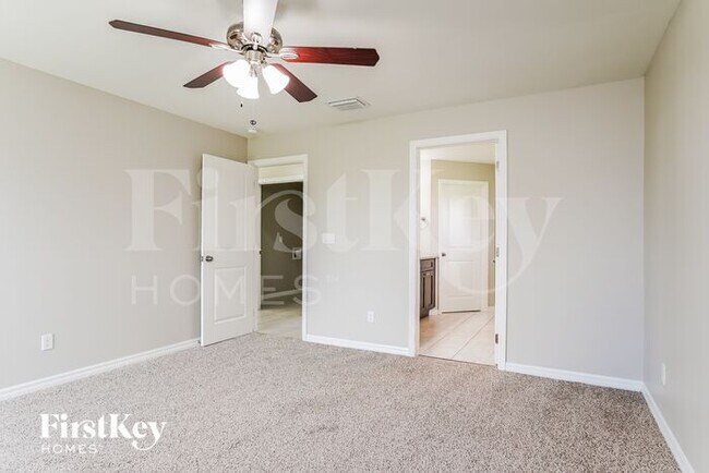 Building Photo - 2013 Embers Pkwy W