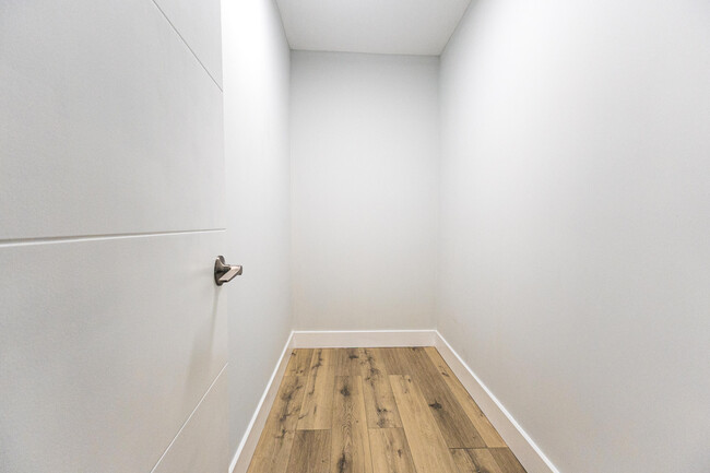Building Photo - 769 Normandy Trail