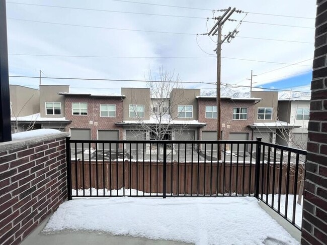 Building Photo - 3883 Komenda Ct