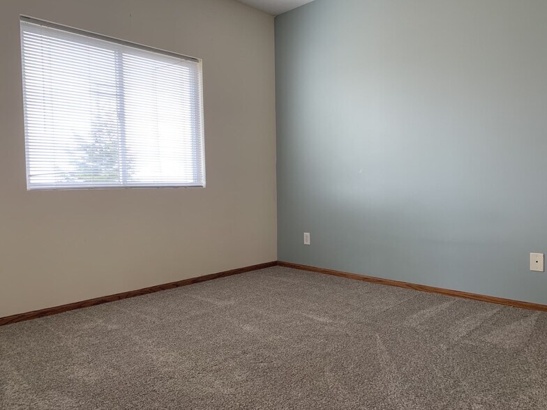 Building Photo - 1815 SW White Birch Cir