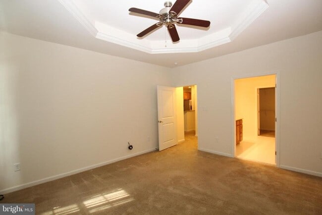 Building Photo - 36401 Ridgeshore Ln