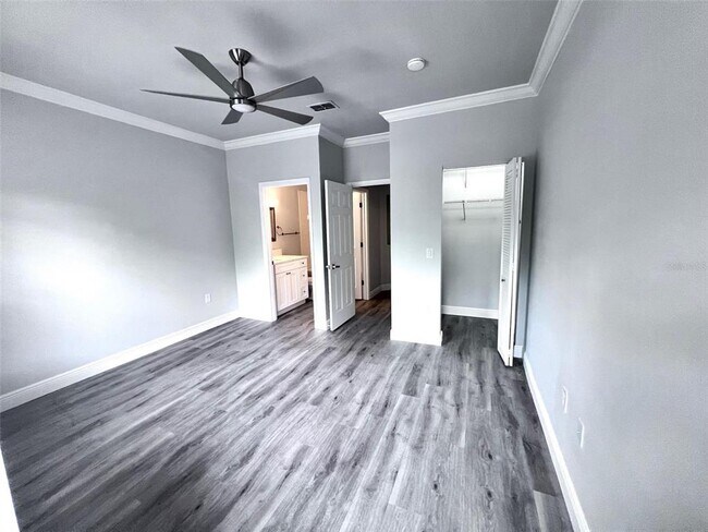 Building Photo - 2250 Portofino Pl