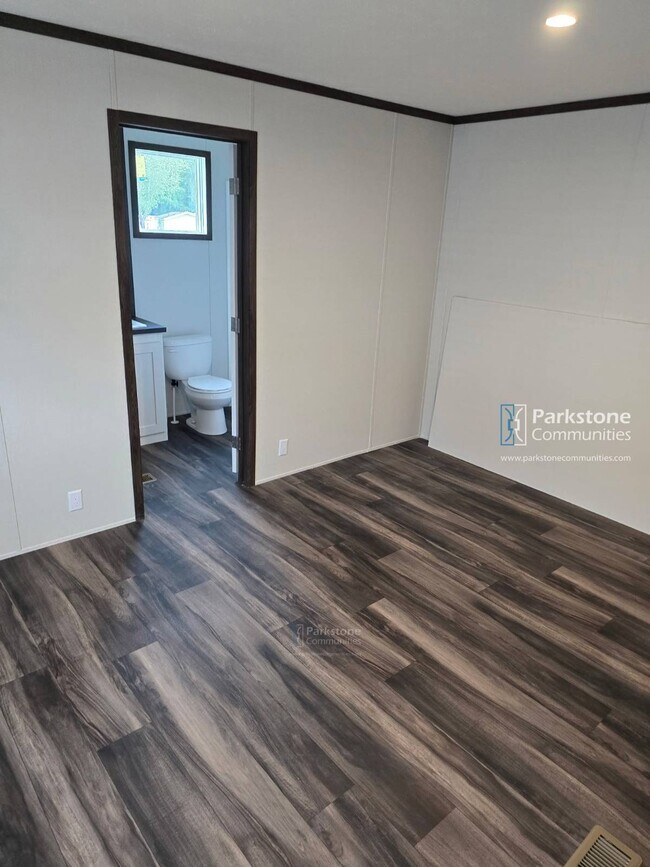 Building Photo - 2525 Redoubt Cir