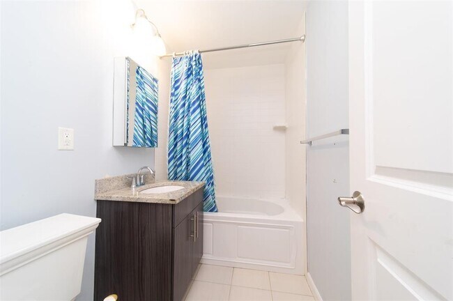 Building Photo - 227 Christopher Columbus Dr