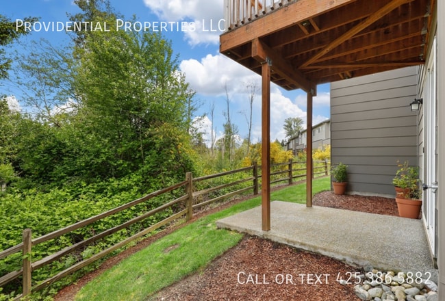 Building Photo - 12915 20th Dr W