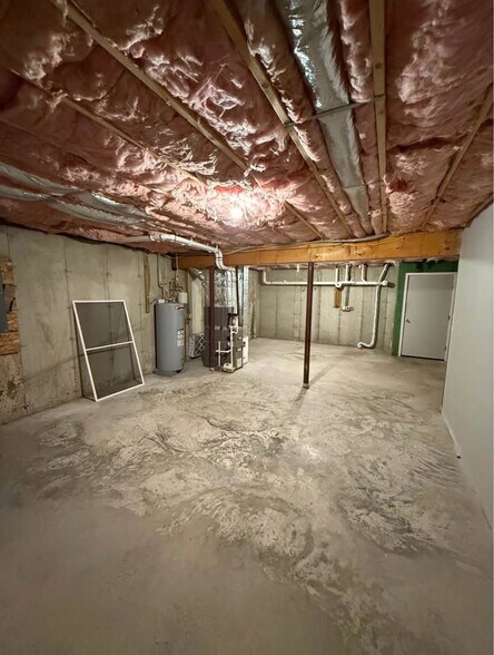 Building Photo - 86 Reservoir Dr