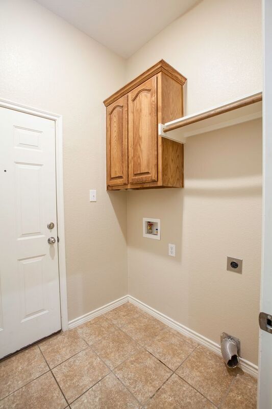 Building Photo - 13856 Fall Harvest Dr