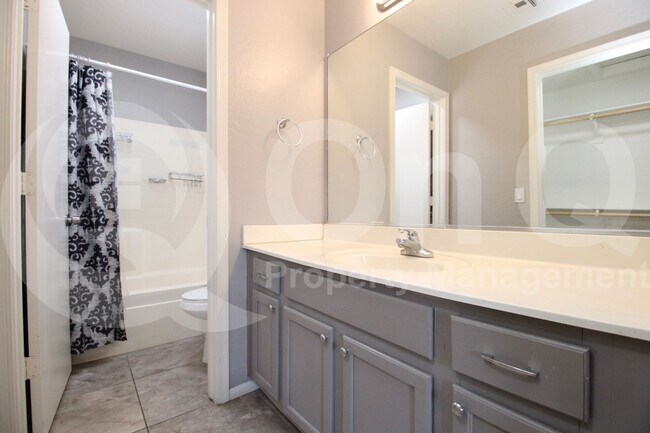Building Photo - 14867 W Acapulco Ln