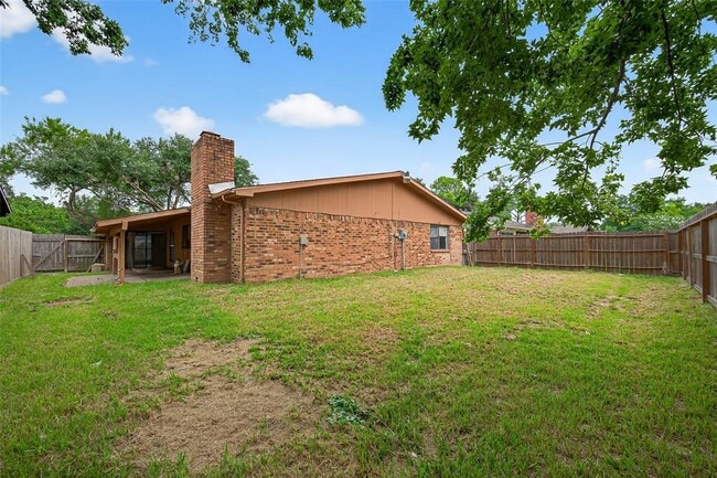 Building Photo - 15815 Ironside Creek Dr