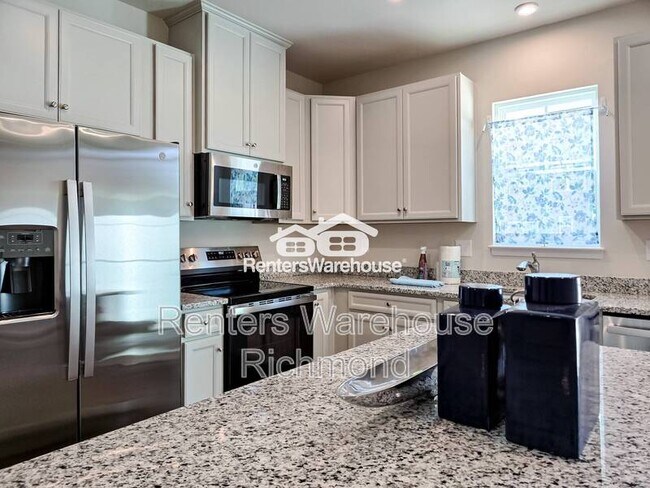 Building Photo - 823 Taylor Grn Wy