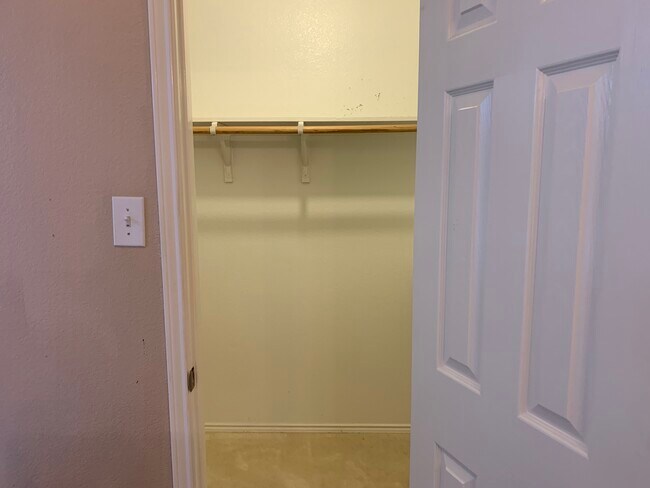 Building Photo - 2031 Trail Gln