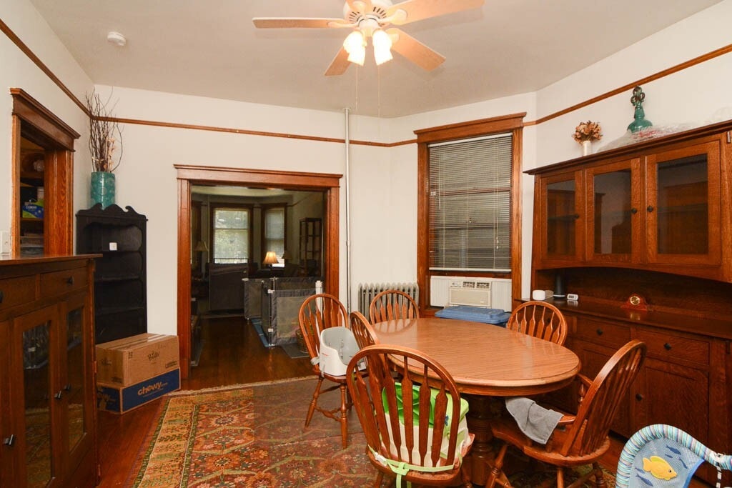 Building Photo - 3718 N Magnolia Ave