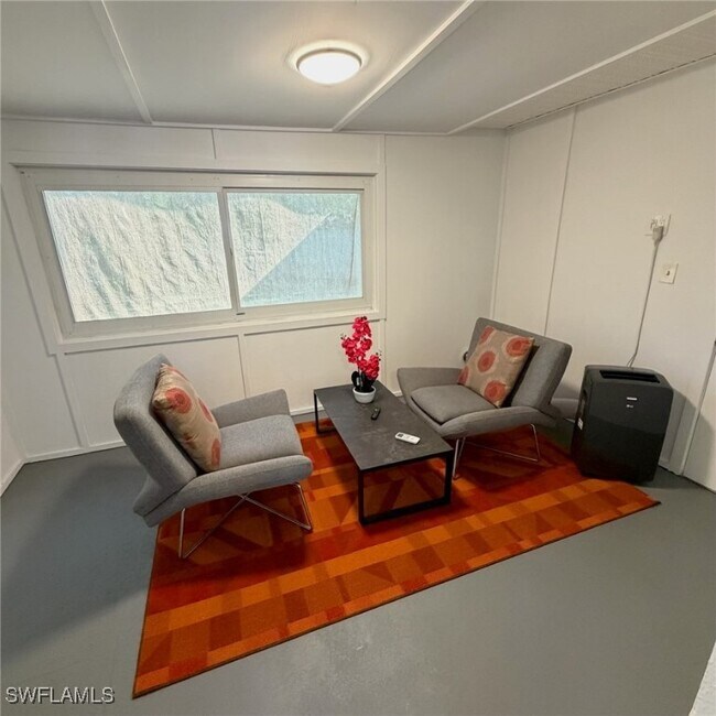 Building Photo - 4518 W Alhambra Cir