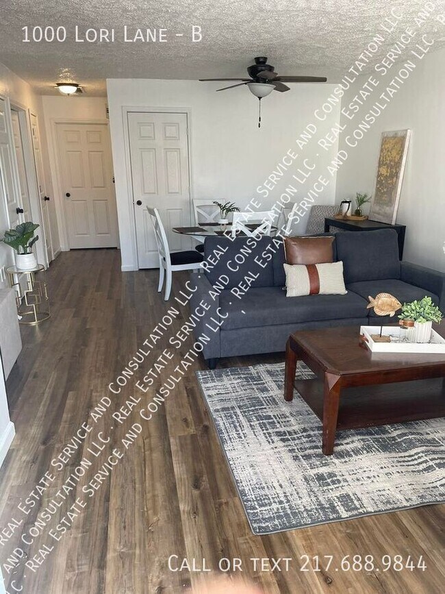 Building Photo - 1000 Lori Ln