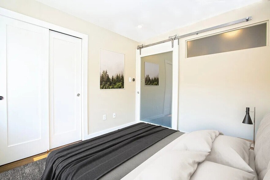 Building Photo - 99 Suffolk St