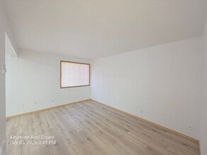 Building Photo - 01211