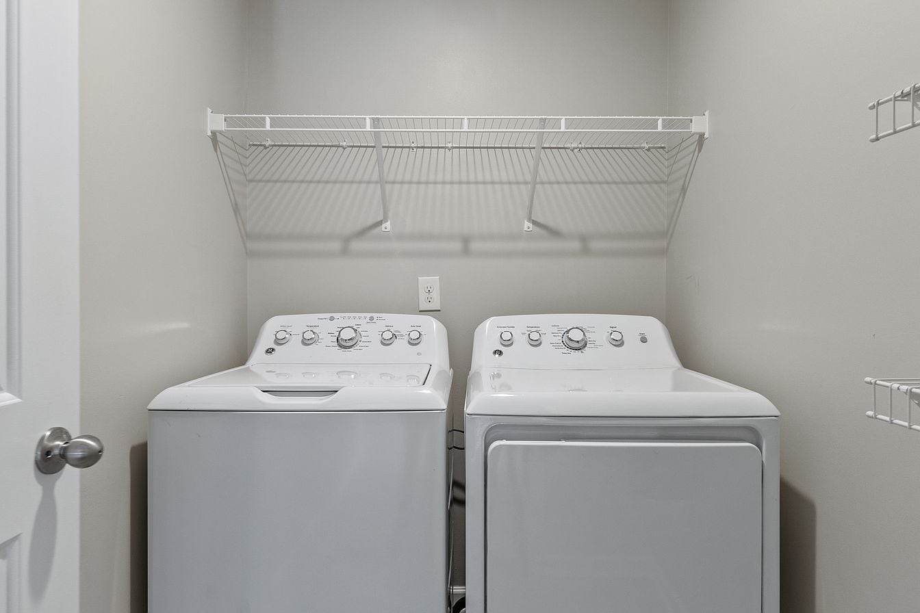 Laundry room - 207 Royal Way