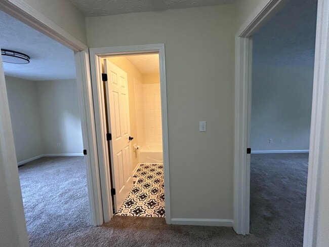 Building Photo - 3409 Gatewood Ct