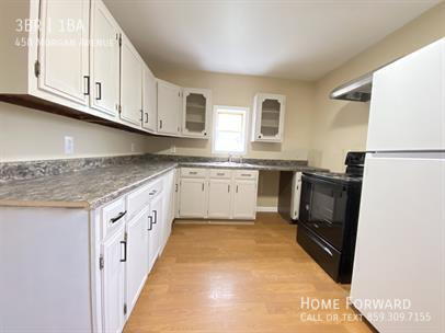 Building Photo - 458 Morgan Ave