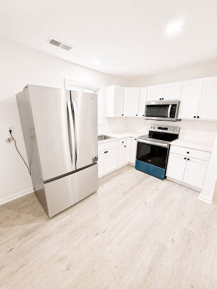 Building Photo - 1808 Cephas St