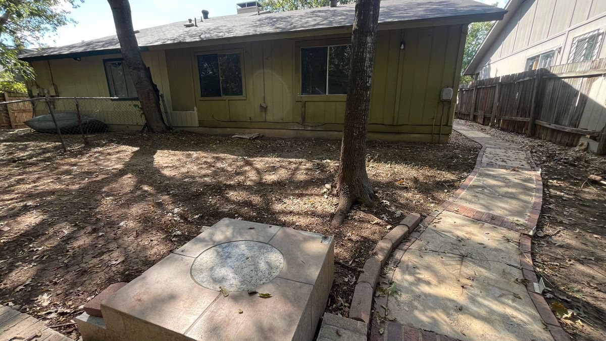 Building Photo - 9515 Aberdeen Way