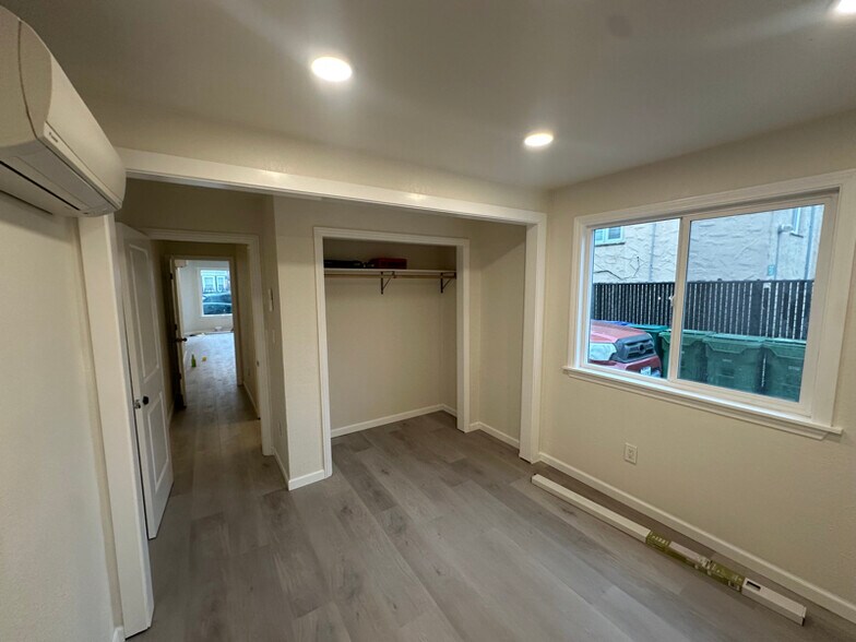 Building Photo - 873 29th St