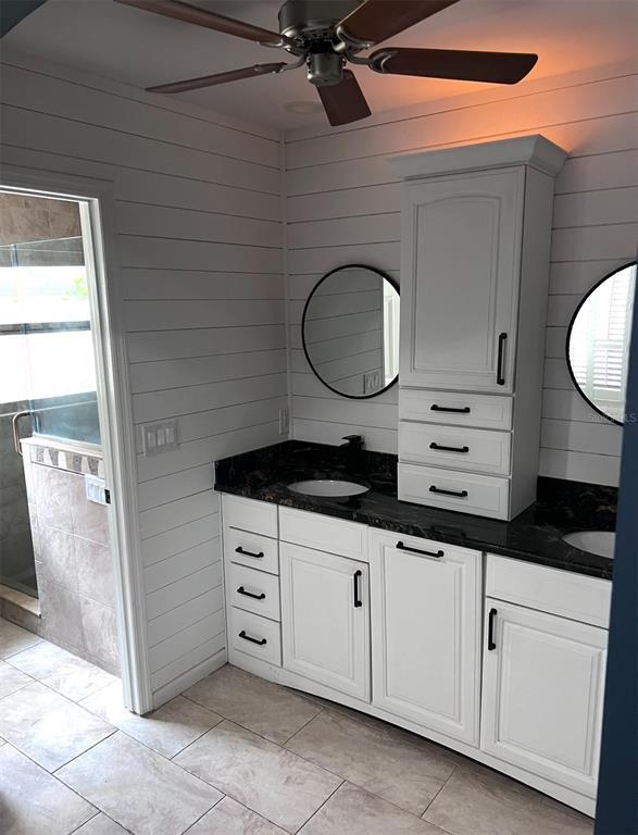 Building Photo - 3306 Del Prado Ct