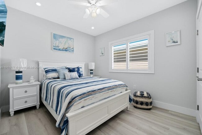 Building Photo - 112 Ave D