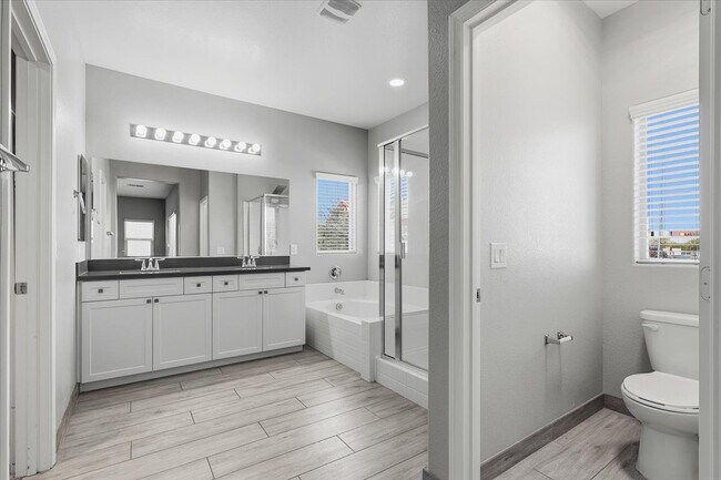 Building Photo - 9362 Noble Sage Ave