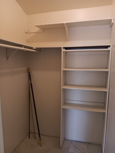 Building Photo - 538 State St