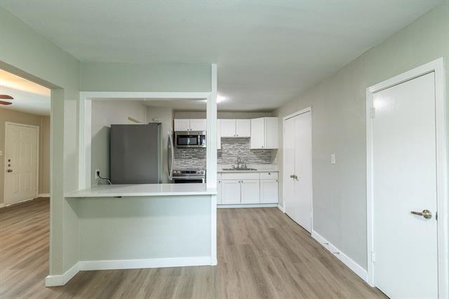 Building Photo - 6633 Racine Dr