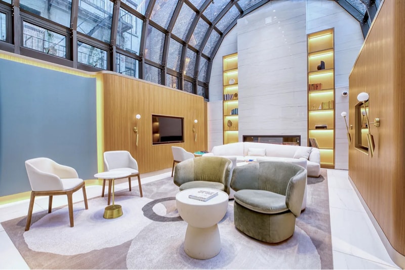 Building Photo - 301 E 94th St