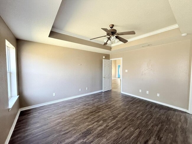 Building Photo - 2409 Gail Dr