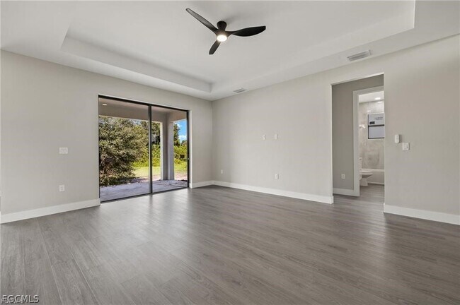 Building Photo - 538 Paloma Ave