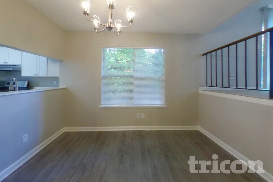 Building Photo - 2755 Wildflower Ln SW