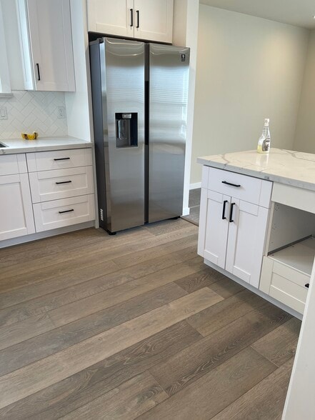 Building Photo - 85 Longview Dr