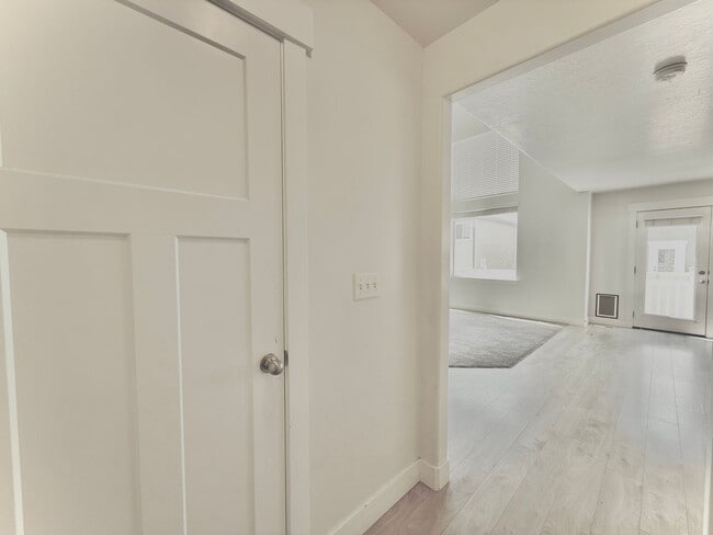 Building Photo - 3 Bed | 2.5 Bath | 2,365 sq ft above grade | Full unfinished basement | 2-car garage
