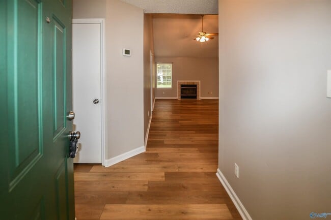 Building Photo - 108 Portal Ln