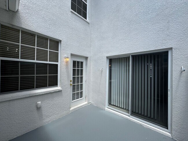 Building Photo - 3548 Peppervine Dr