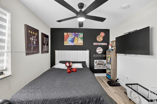 Building Photo - 25796 SW 123rd Ave