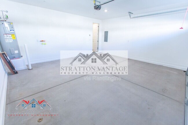 Building Photo - 4117 E Pinto Dr